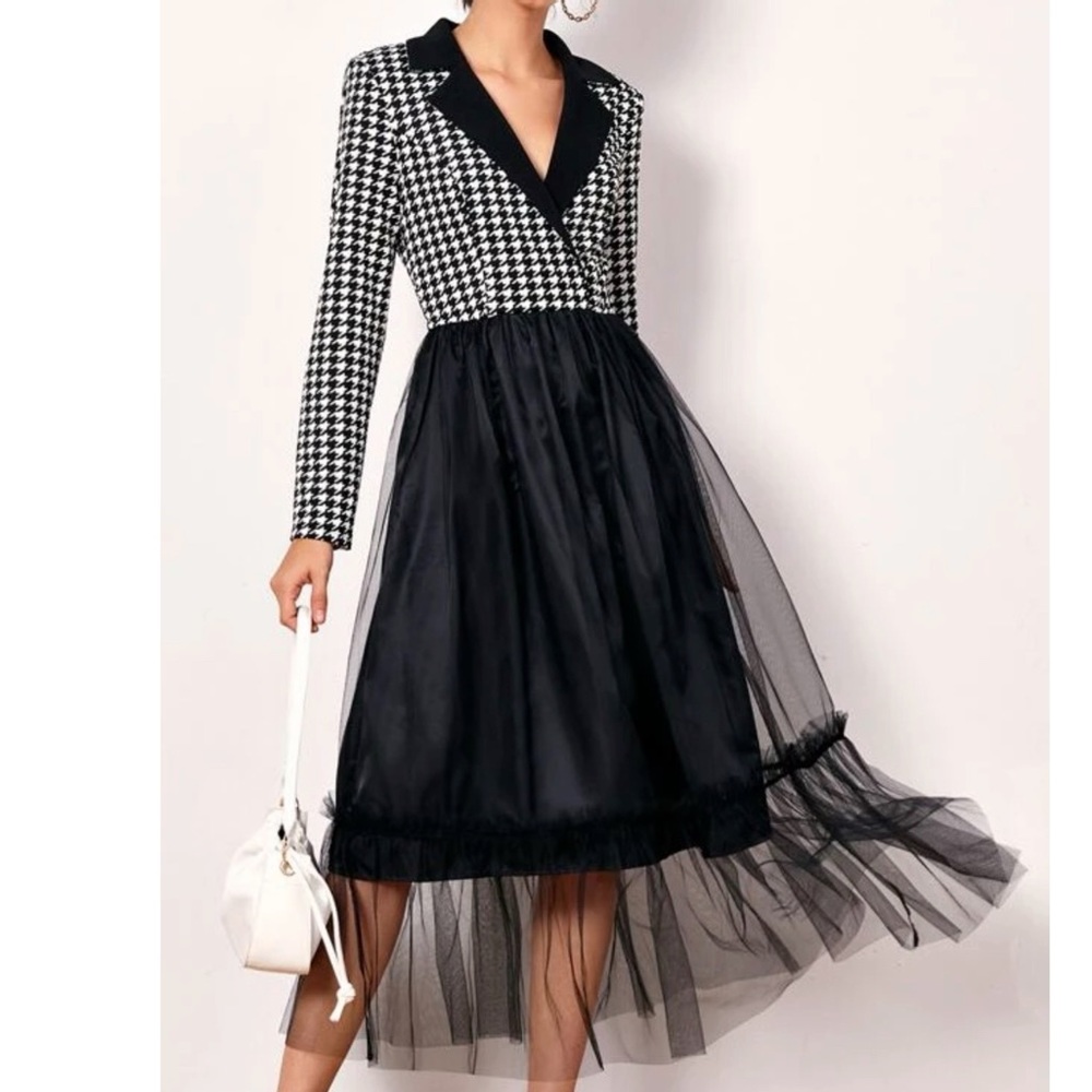 Black & White Flare Dress